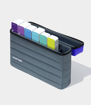 Pantone Essentials (GPG301A) in Case